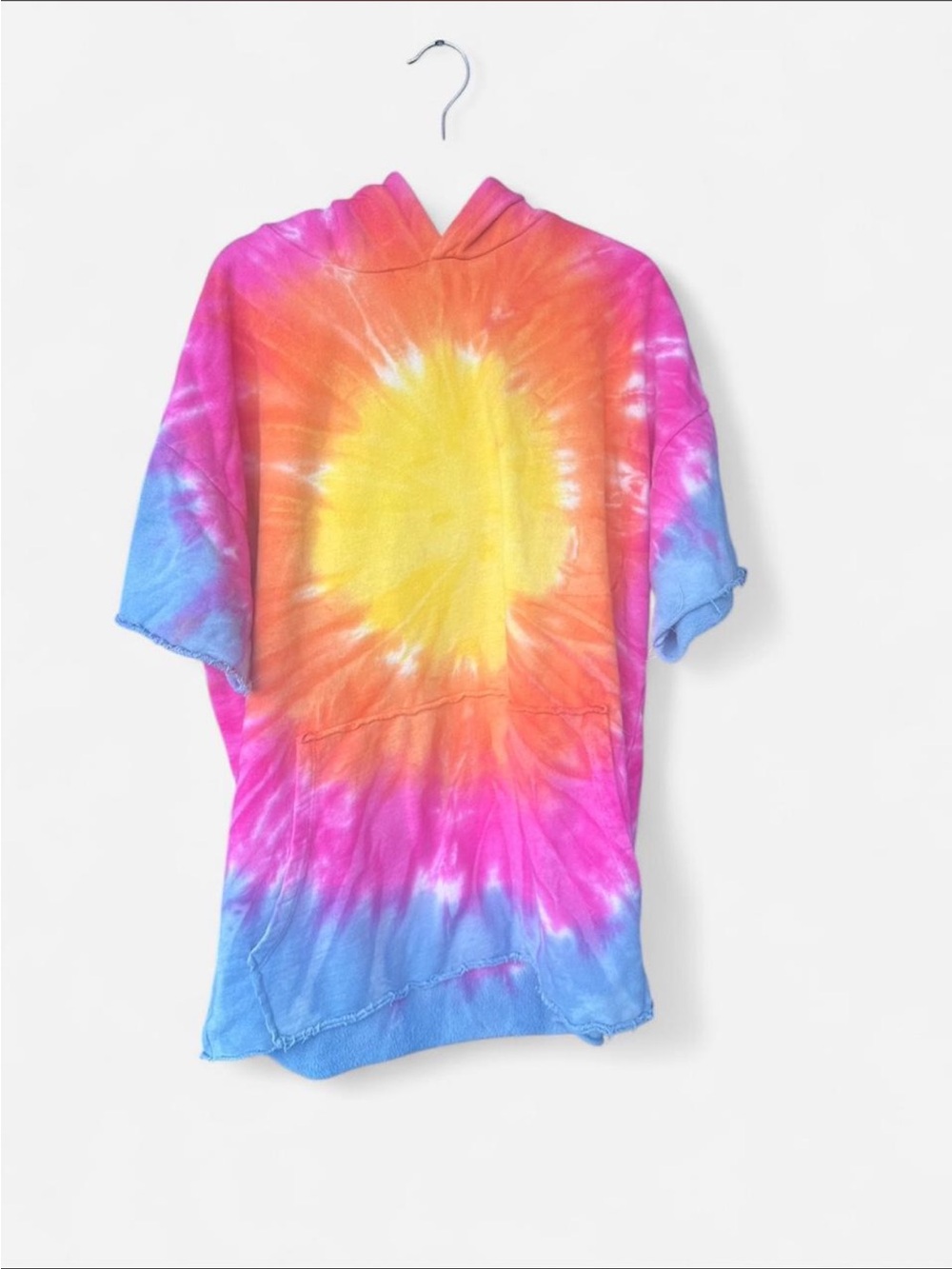 Forever 21 Men’s Tie-Dye Hooded Tee in Yellow, Pink & Blue